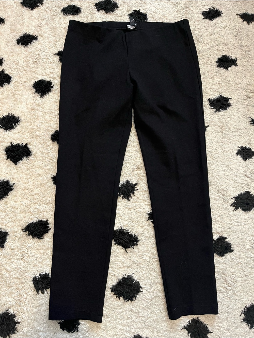 Eileen Fisher size Medium slim straight leg pants